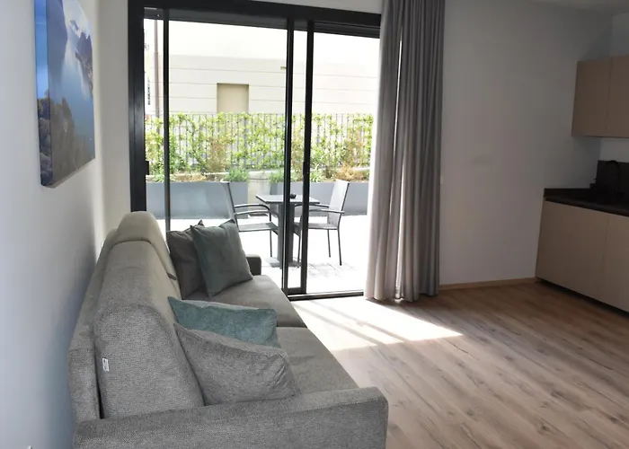 Baia Delle Rose Costa Volpino